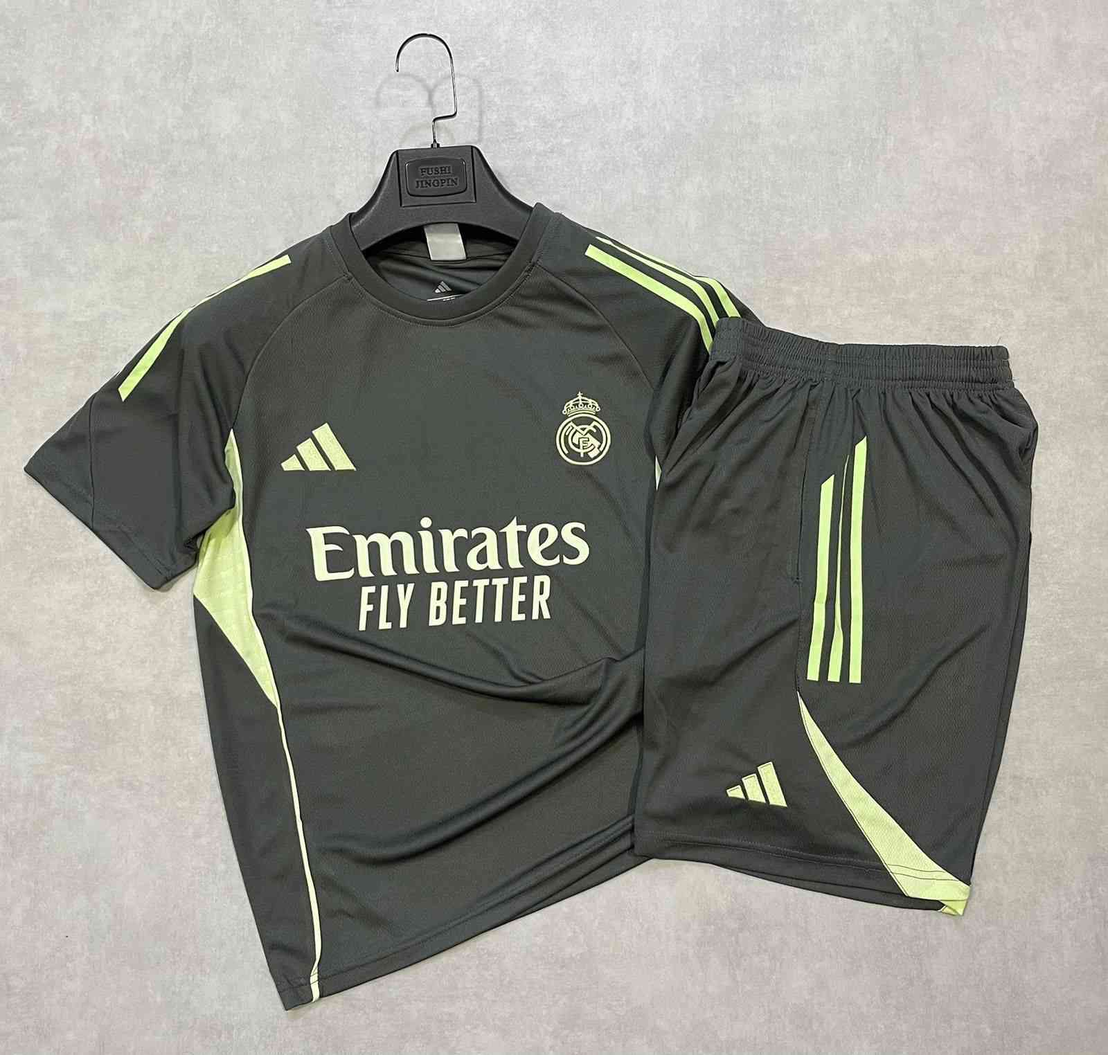 بسم الله الرحمن الرحيم
كل ماهو جديد لدى تجهيزات علي جبار
تراك برموده ستن درجه اولى
العنوان قضاء النصر عمارة حجي علي داخل القيصرية


**إذا كنت صاحب هذا الإعلان وتريد حذفه لأي سبب، رجاءا أرسل رسالة إلى الدعم الفني**