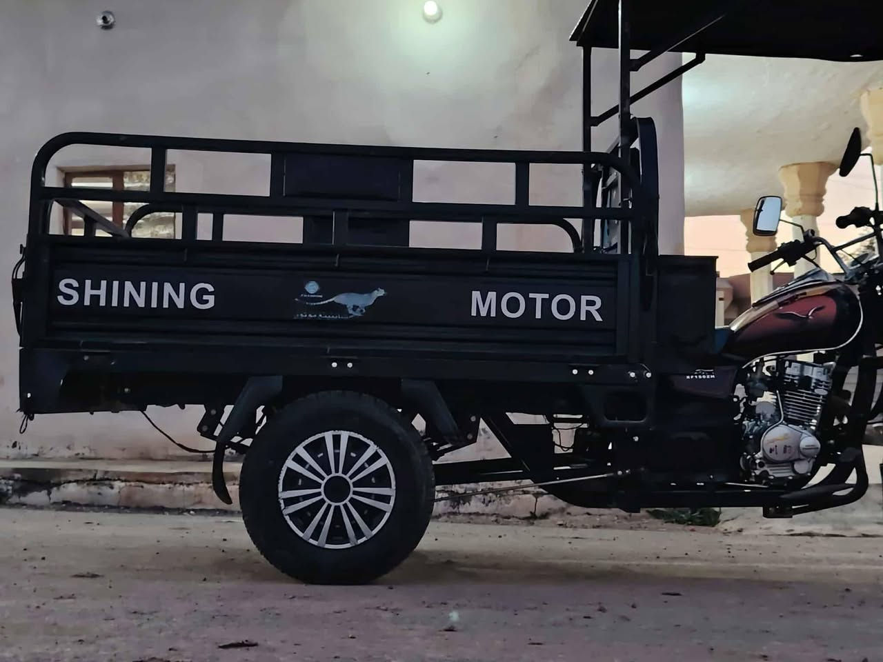 ستوته للبيع موديل 23رقم دولي محركة بصندوق ***********
