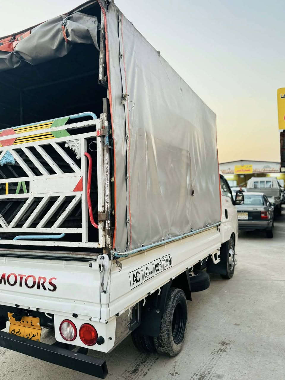 كيا حجم 4000 موديل 2017 تايه 14 محجال كه بر جلال حداد 

كير مكينا اكسن شاصي تحويل به شرت ماشي 200 الف حقيقي شرت تحويل نفس يوم سعر 160 مجال ***********
