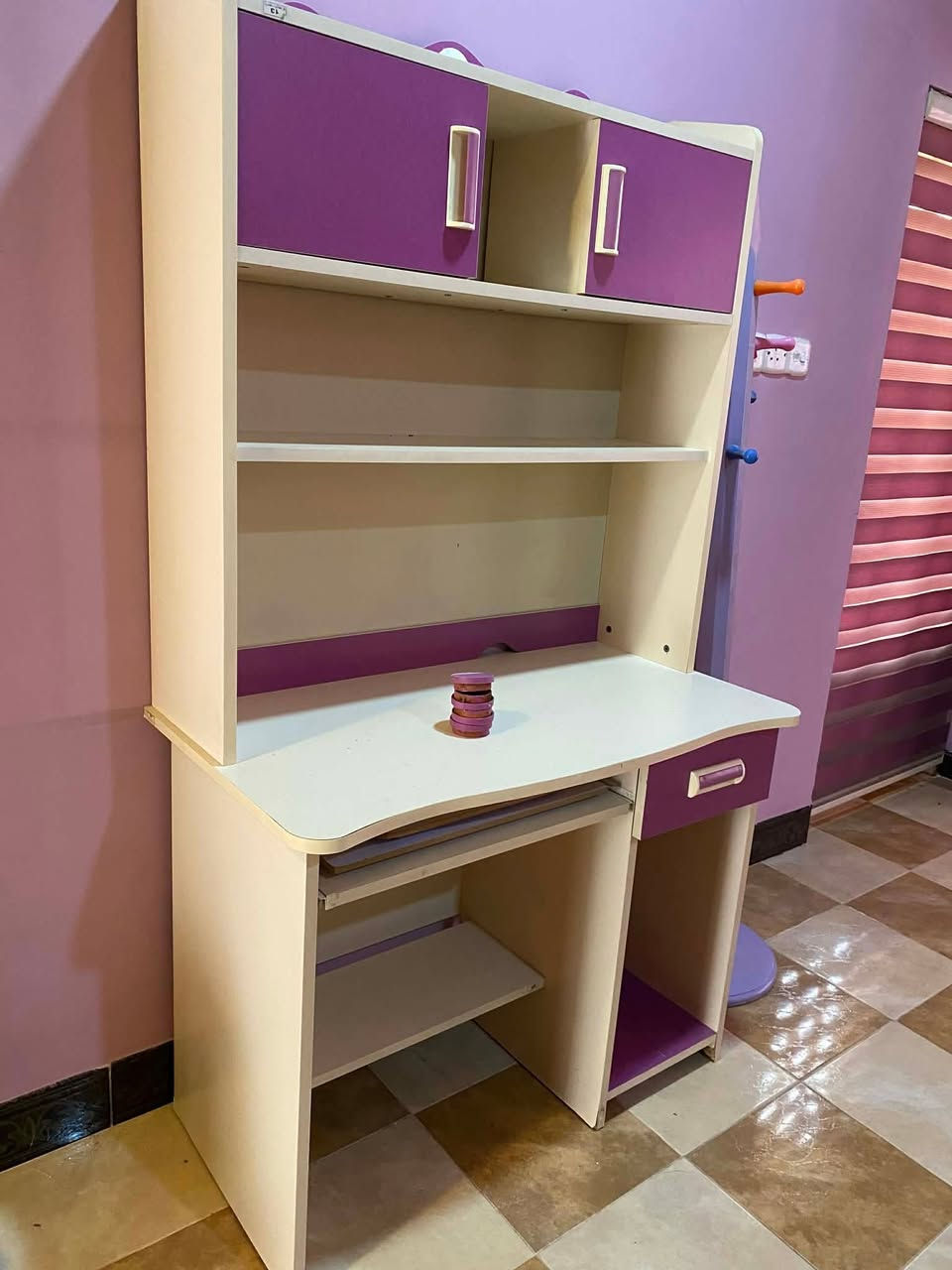 غرفه نوم اسره عدد 3مع مكتب ومكتبه وكنتور وكومدي كبيره وكومدي صغيره مع كنتور وعلاقه ملابس 3 دواشك سبرنك ومع برده 9 امتار سعر 300 الف موصل حي المهندسين


**إذا كنت صاحب هذا الإعلان وتريد حذفه لأي سبب، رجاءا أرسل رسالة إلى الدعم الفني**