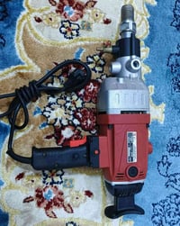 كور  مستعمل مرتين  بس محتاجه بعد البيع جديد سعره ١٣٠بي مجال بسيط ٠٧٧٣٥...