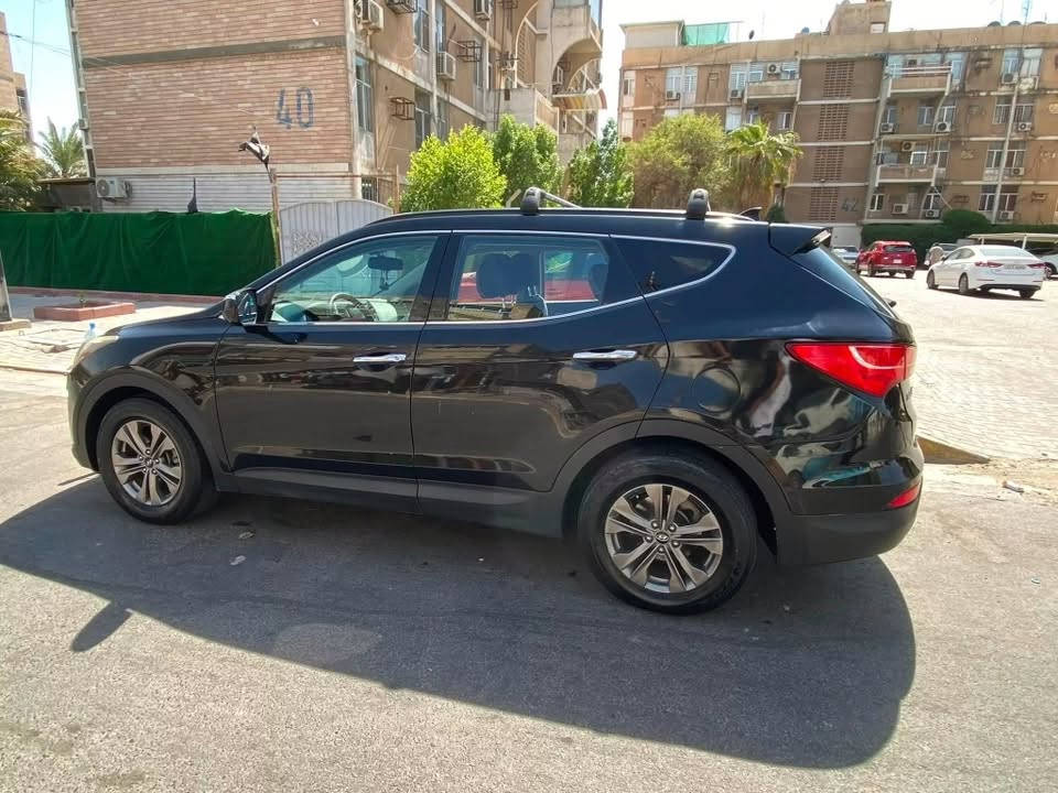 للبيع مستعجل جدا سنتافيا ٢٠١٦ وارد امريكي 
رقم بغداد السنوية جديده باسمي تحويل ثاني يوم
حدادية جديدة
 تايرات جديدة 
شاشه كبيره 
بروجكتر 
سيبايه ديكور 
تبريد قطعتين 
بيها بيبان ٢ مبدل نفس اللون
وجاملغ كلير من امريكا
السيارة من جبتها الحد الان على ايدي   
السعر 140$ ورقه  وبيها مجال للشراي
الغدير ساحه ميسلون ***********
