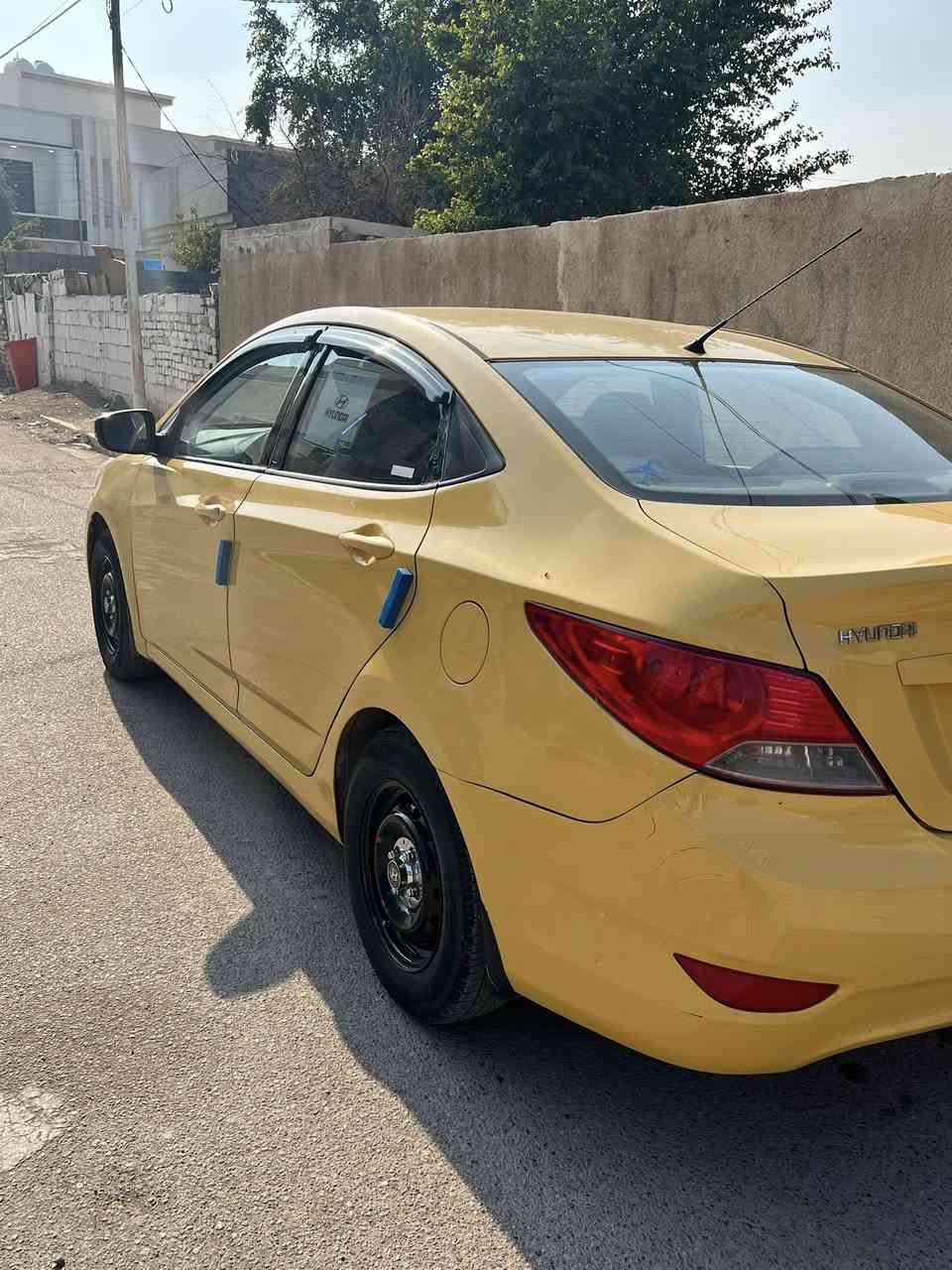 السلام عليكم مكلف ب نشر سياره اكسنت موديل 2011 مضلع گير ومكينه خير من الله 1600 الصدر جديد تبريد تدفئه السياره بأسمي السعر 85 وبيها مجال للتواصل ***********
