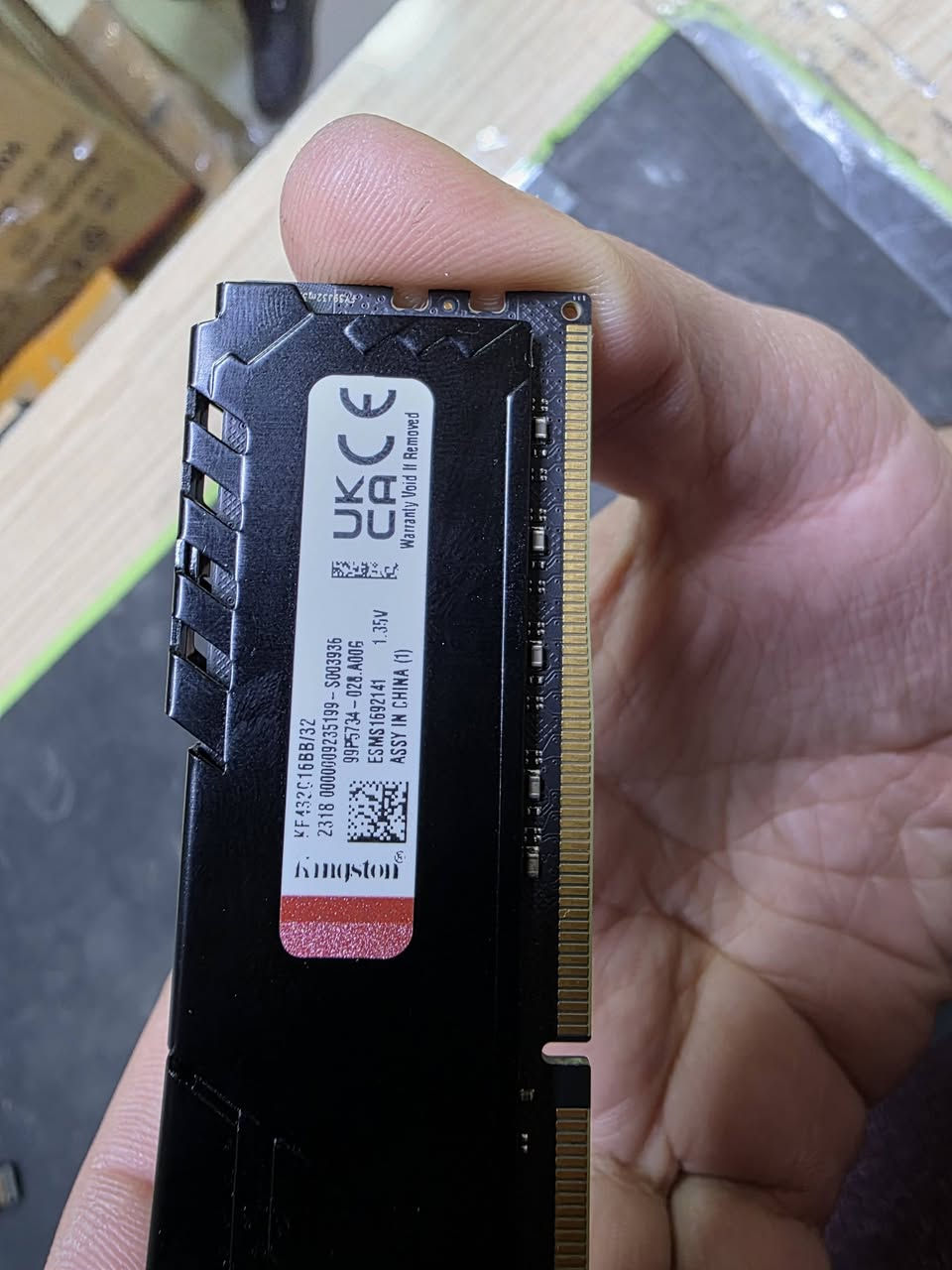 KINGSTON FURY DDR4
32GB 3200HZ
قطعة وحدة للبيع 190الف توصيل متوفر


**إذا كنت صاحب هذا الإعلان وتريد حذفه لأي سبب، رجاءا أرسل رسالة إلى الدعم الفني**