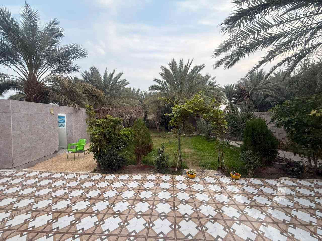 يا الله البيت للبيع طابو زراعي 650 متر سند 25 الديوانية حي الامين الثاني غرف نوم عدد 2 صاله مطبخ استقبال صيحات داخل وخارج كراج حديقه سعر على الاتصال *********** ***********
