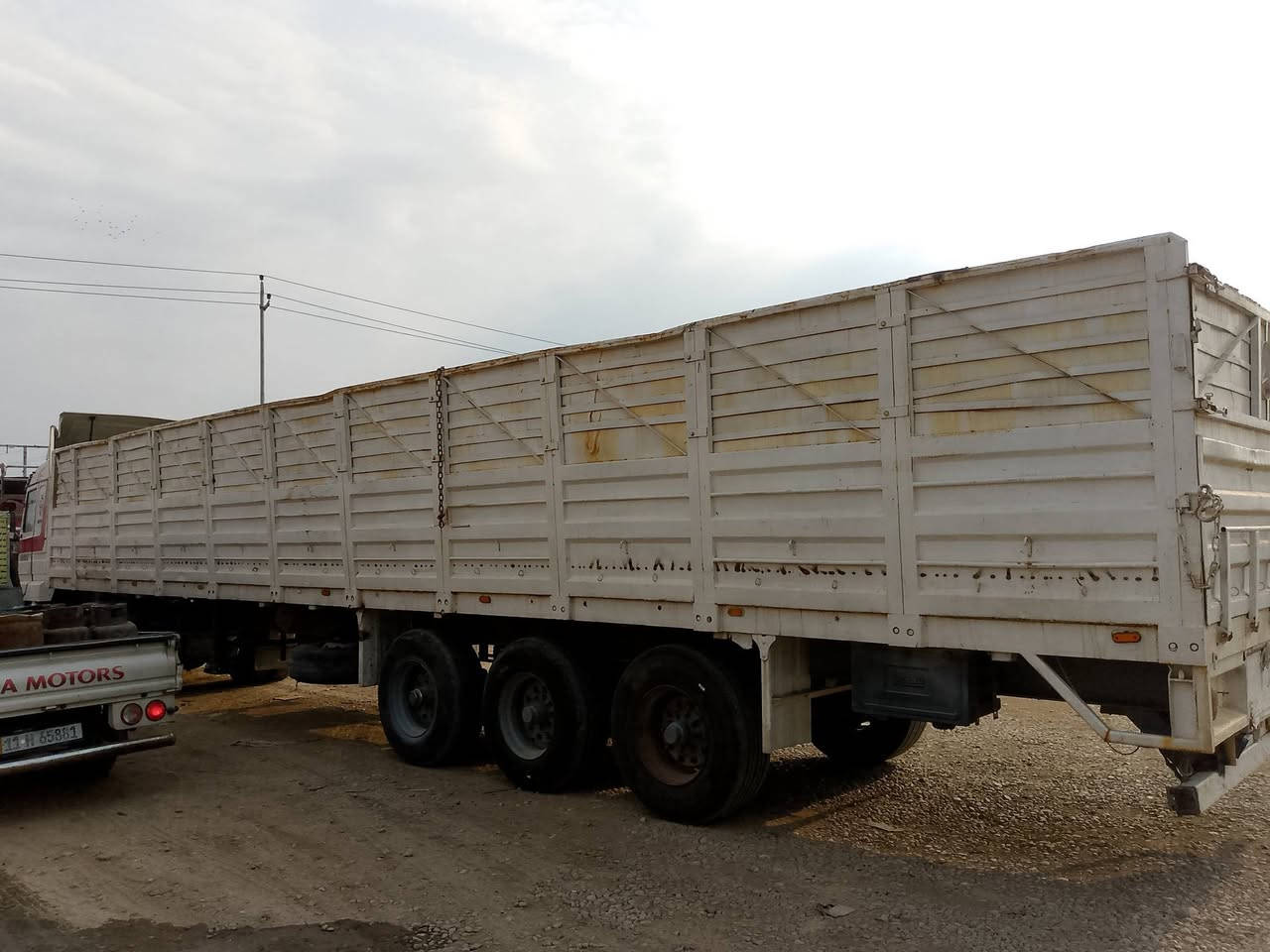 سلام عليكم عربانه للبيع الطول 13/60 دنكير تعليك وركه زت فوق الدنكير تخم تأير جاهزه للشقل العنوان واسط الحفريه للاستفسار اتصل ***********
