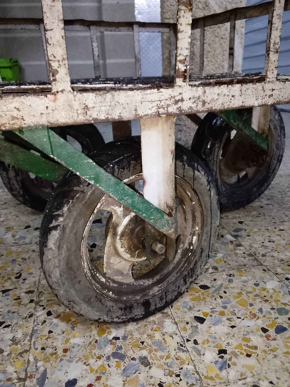 للبيع عربانه جديد ممستخدم هواي بس شهرين ب٨٠ وبيها مجال 
العنوان بغداد العبيدي شارع الجامع.


**إذا كنت صاحب هذا الإعلان وتريد حذفه لأي سبب، رجاءا أرسل رسالة إلى الدعم الفني**