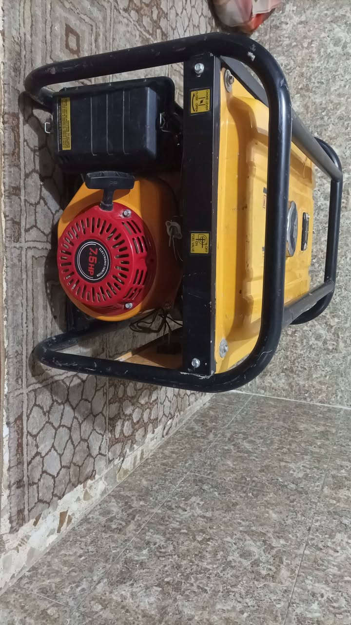 سلام وعليكم خوان مولد للبيع جديد مشتغله شي غليل ١٢ انبير بكاني بغداد حي العامل سعر ١٥٠ وبيه مجال الاستفسار ***********
