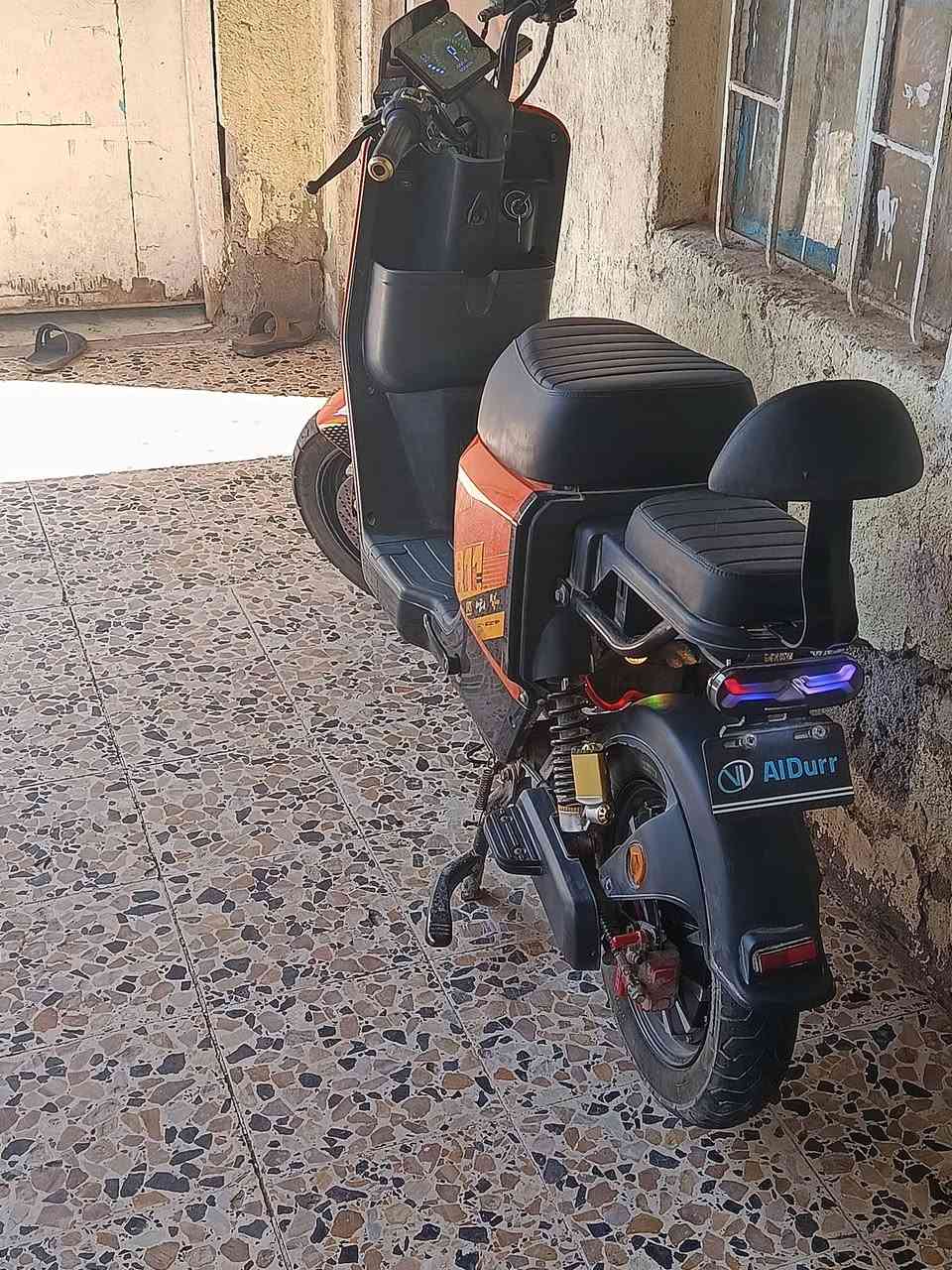 السلام عليكم
دراجة R11 موديل 2026

صارلها 4 اشهر وما متعوبة ولا ماشي بيها مسافة بعيدة 

كل غراضها اصلية وبحالة ممتازة 

السعر 600 الف, علما اني اشتريتها سابقا ب 750

للتواصل على الرقم ***********

العنوان البصرة قضاء شط العرب - منطقة الجزيرة الفيحاء - نهر ابو الزوري قرب سنتر سلام
