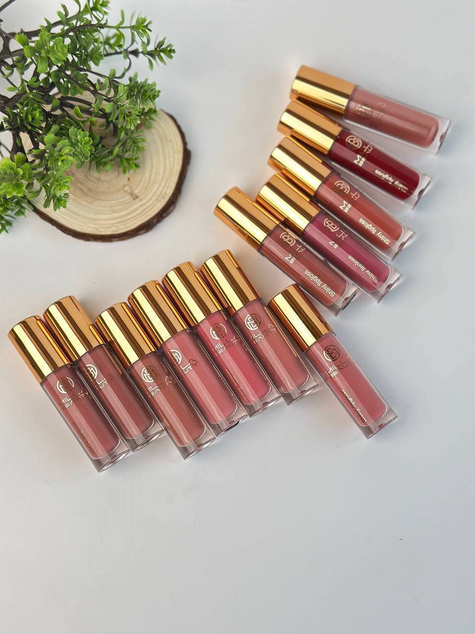 اتحداج طلعين لون مو حلو بهاي الكلوسات 
 
الوانه ودرجاته تناسب كل الاذواق والوان البشرة 
ثابت  ع الشفة

سعر السابق : 5،000 🤩🤩
سعر الحالي  : 4،500 
#ميلابيوتي 
#millaBeauty
#كلوس


**إذا كنت صاحب هذا الإعلان وتريد حذفه لأي سبب، رجاءا أرسل رسالة إلى الدعم الفني**