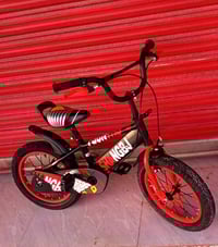 بايسكل حجم ١٦ باله نضافة ممتازة  للاعمار من٥الى٨سنوات  السعر فقط ٥٥ مع...