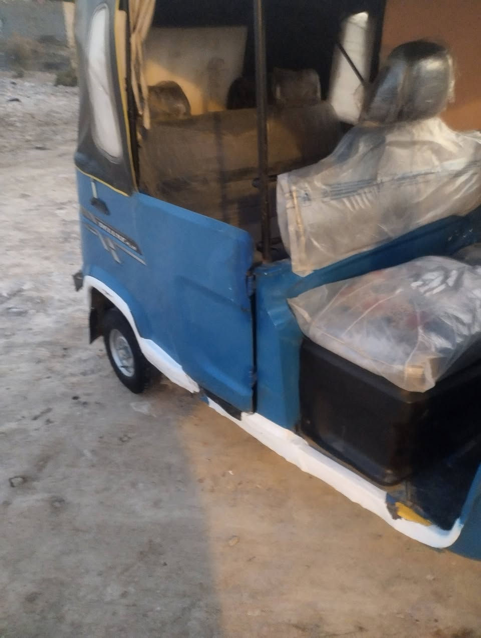 سلام عليكم
تكتك للبيع موديل 21شهر 7رقم وسنويه محرك مكفول عله سحك استفسار ***********
