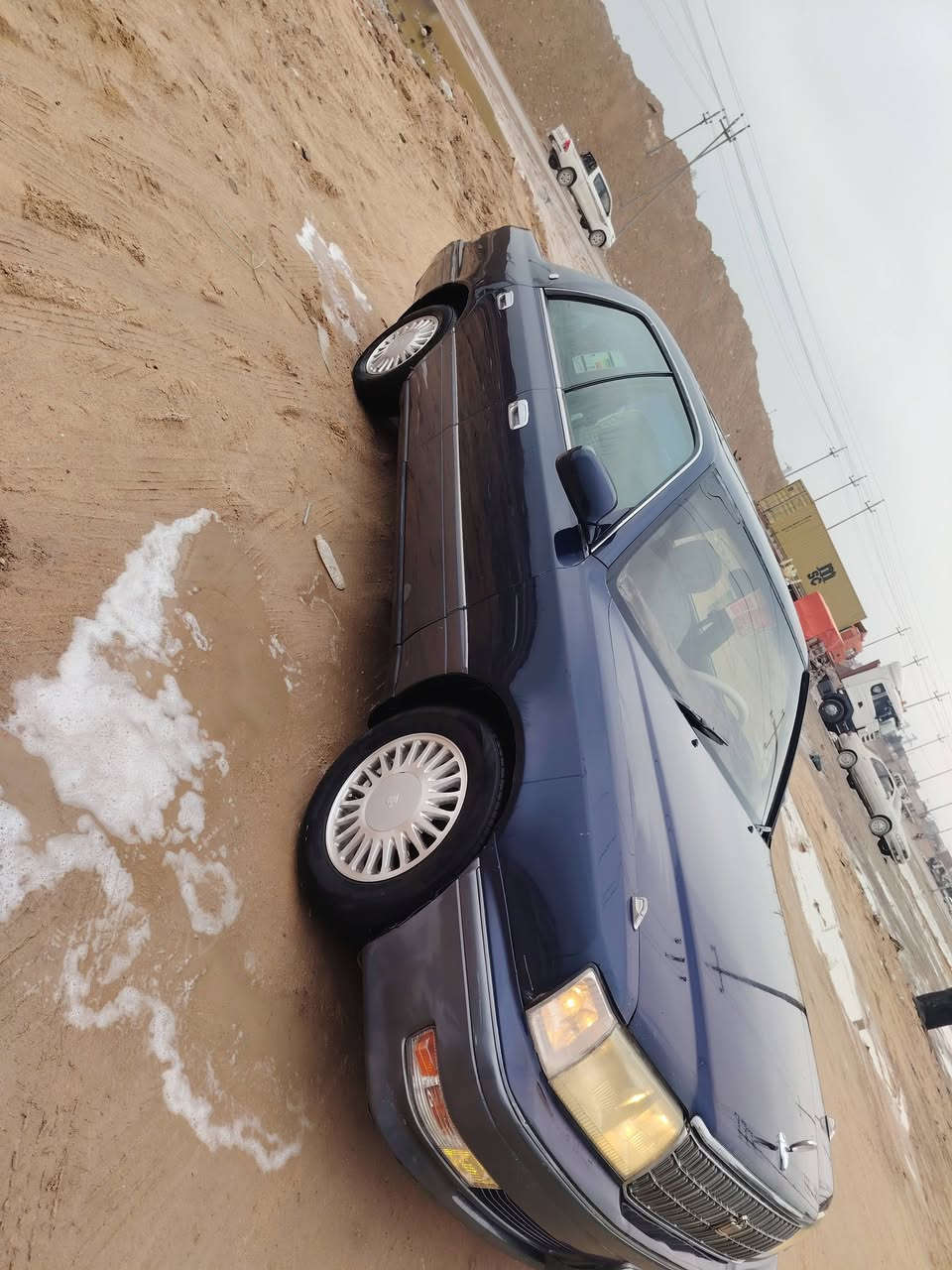 السلام عليكم راس الثور ازرق نيلي
الموديل 1997
مكفوله كص ونقل جثه وعيب شرعي
مكينه وكير فيفتي 3000 جدد
حداده جديده تبريد ثلج 
رقم بصره مشروع وطني تحويل بكل المحافضات
السعر 87 وبيهه مجال للشراي مكاني البصره الزبير 
للستفسار اتصال ***********
