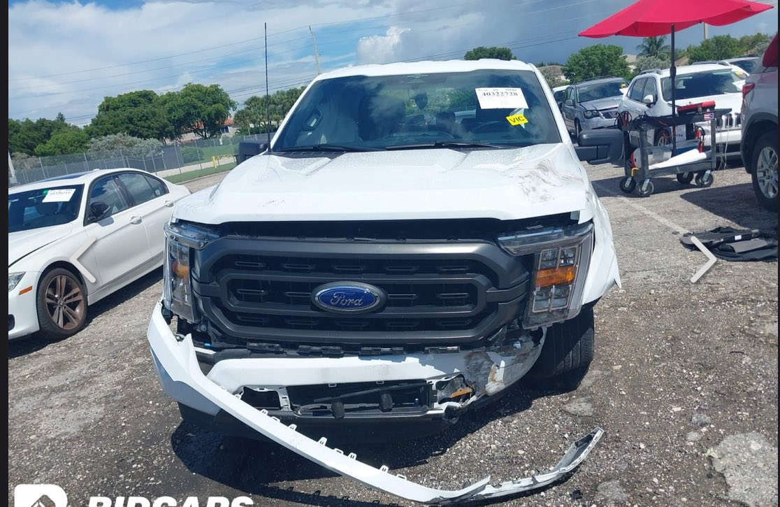 موديل 2023 هايبرد   سعرها 31 الف دولار


**إذا كنت صاحب هذا الإعلان وتريد حذفه لأي سبب، رجاءا أرسل رسالة إلى الدعم الفني**