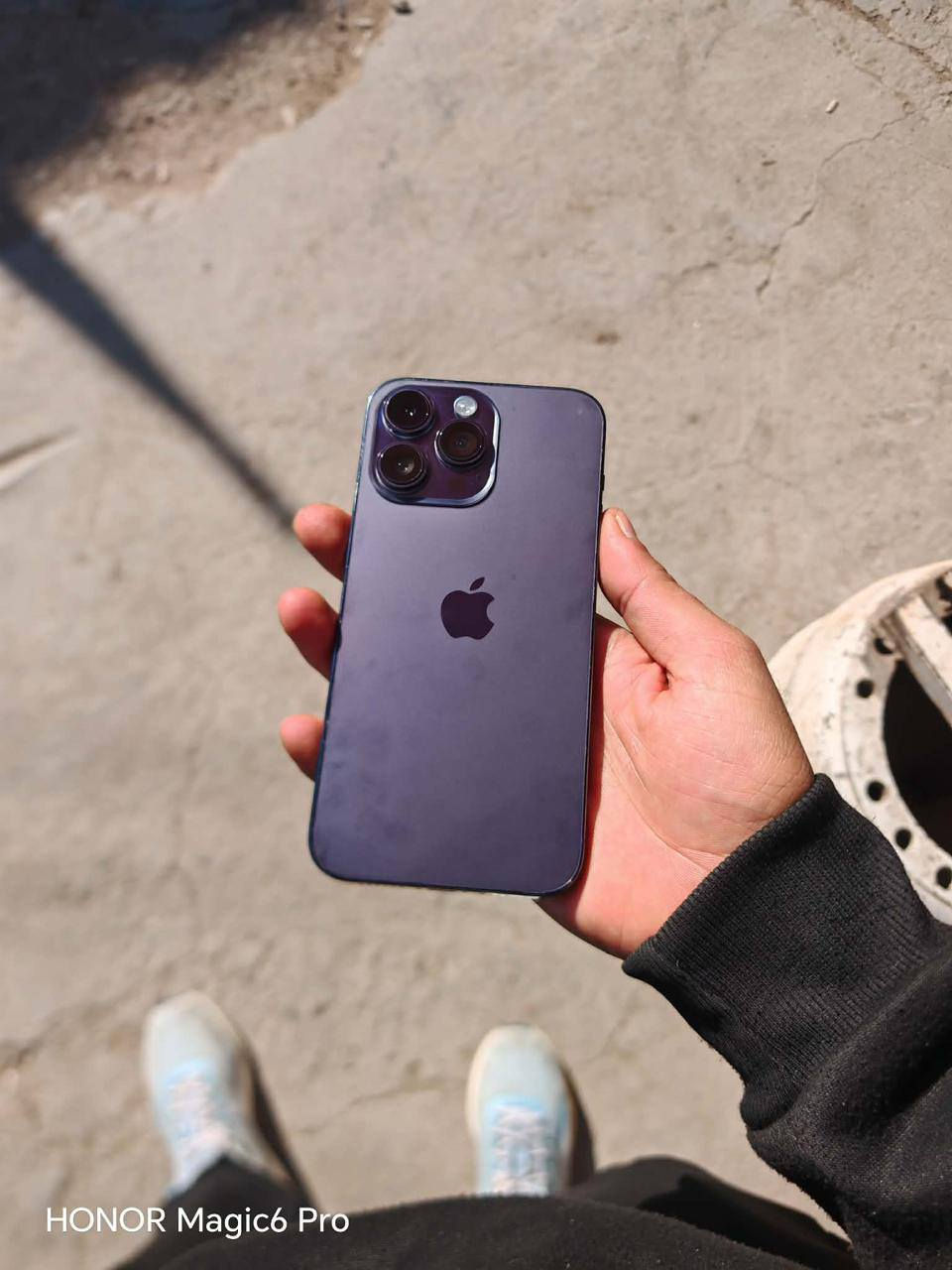 السلام عليكم
14 برو ماكس الجهاز فول نضافه بطاريه 90 شرق اوسط ماستر ما مبدل بي شي ذاكره 256 السعر 875 موجود خاص وواتساب اكثر الرقم ***********.
