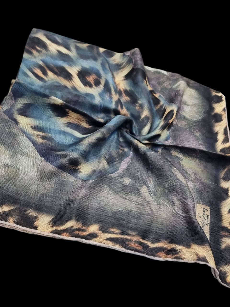 💓💓💓💓💓💓شال و شيلة 💓💓💓💓💓💓
❣️ربطة قطني نمري قياس ٩٠ اللوان متعدده و خامة مميزة ❣️
العنوان : الصويرة/حي المعلمين/شارع الصياغ/مجاور العطية سنتر وصالون روز. 
يوجد لدينا خدمة توصيل 
للحجز والاستفسار مراسلة الصفحة او الاتصال ع الرقم *********** / فايبر. واتس اب. تلكرام
