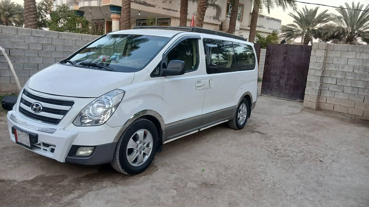 سلام عليكم ستاركس بانزين 2014
سياره كير ومكينه خير من الله
كفاله من ضربه
ويل 17اصلي 
تبريد ثلج
حداديه نضيفه
سياره مال جناي تعبان عليه
الستفسار تصل غير متواجد عل فيس 
(***********)      (***********)
مكان سياره واسط العزيزيه
