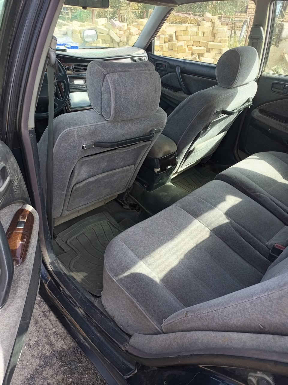 سياره راس الثور تكم جاهزه محرك2500ففتي تبريد بيها فخذه مصبوغة عام السعر 70بيها مجال السياره جاهزه مابيها نقص ذيقار سوق الشيوخ ***********
