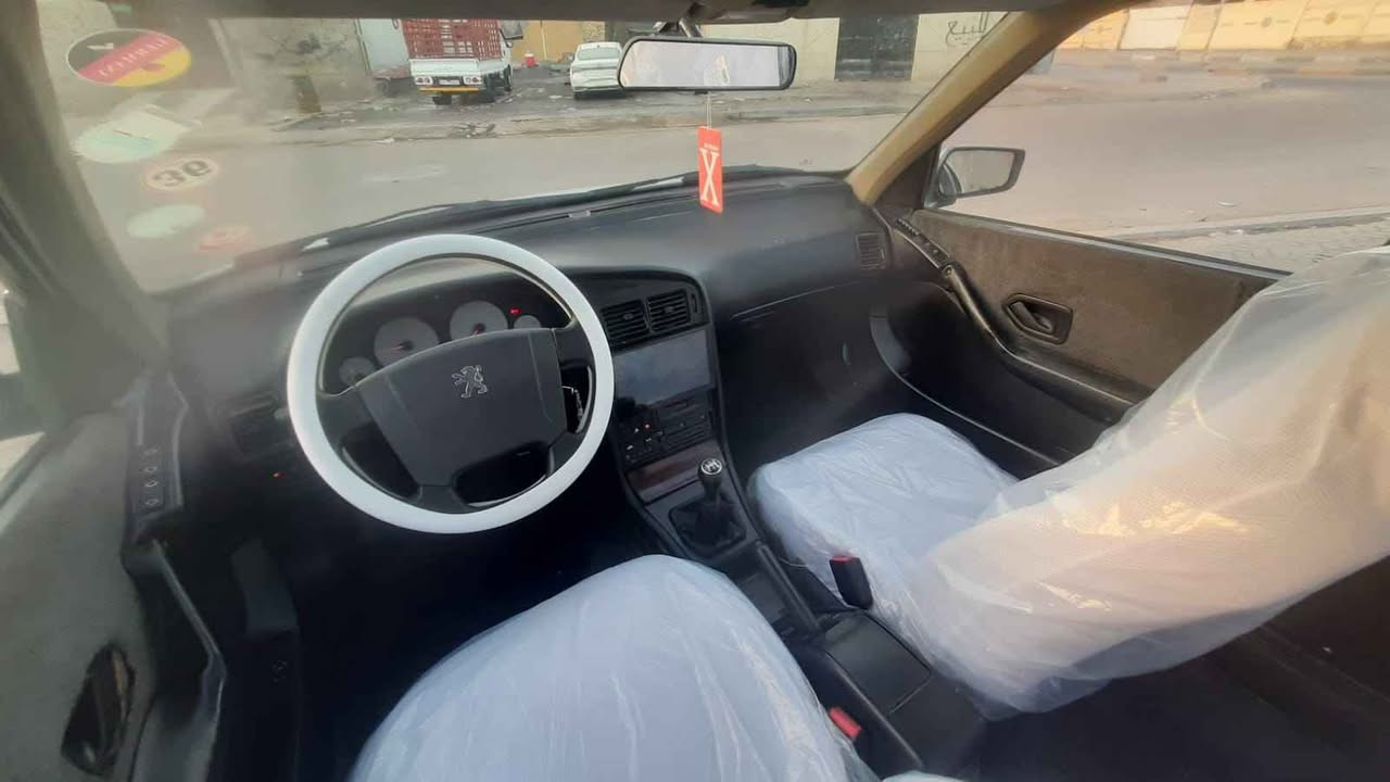 بيجو 2013 سياره مصبوغه جماليه مكفوله من ضربه كير مكينه حداديه تخم تاير كهربائيات تبريد كله كفاله  سنويه ل29تنتهي رقم نكليزي 

رقم ***********

عنوان بصرة موفقيه 

سعر 39بيها مجال البصرة, العراق
