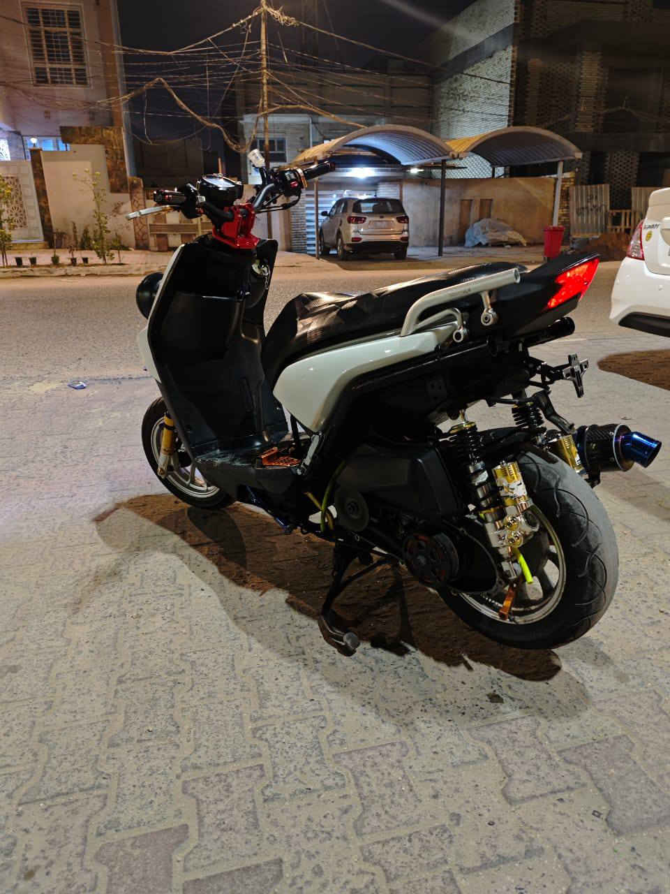 سكنس جبلي ام عيون موديل🉐 14
فول تزويد ما عايزة برغي🪬
ويل مشيف بلادي
صدر كامل بلادي ذهبي 
ركبة رياضي
يدات رياضي
مقابض رياضي
جك صفح رياضي
سبايدر رياضي 
بك لايكZ
دبلات خلفي رياضي 
صالنصة بوري عدل كاربون اصلي
عقلRC رياضي قابل للبرمجه🙈
كور KOSOبلادي هاوننن🙉
مكينة 59.30 شغل علي ياماها 
كلجات رياضي
زرع لد متغير +زرع عدسات تاهو
هاوزن رياضي
سلف رياضي
جاملغ كاربون 
قاعدة رقم tmax
فراك بريك KOSO
شمعه شيال KOSO
الدراجة مصروف عليها كلش هواييي ما عايزة اي شي
مكان نجف 
رقم***********
السعر مليونين وبيه مجال
