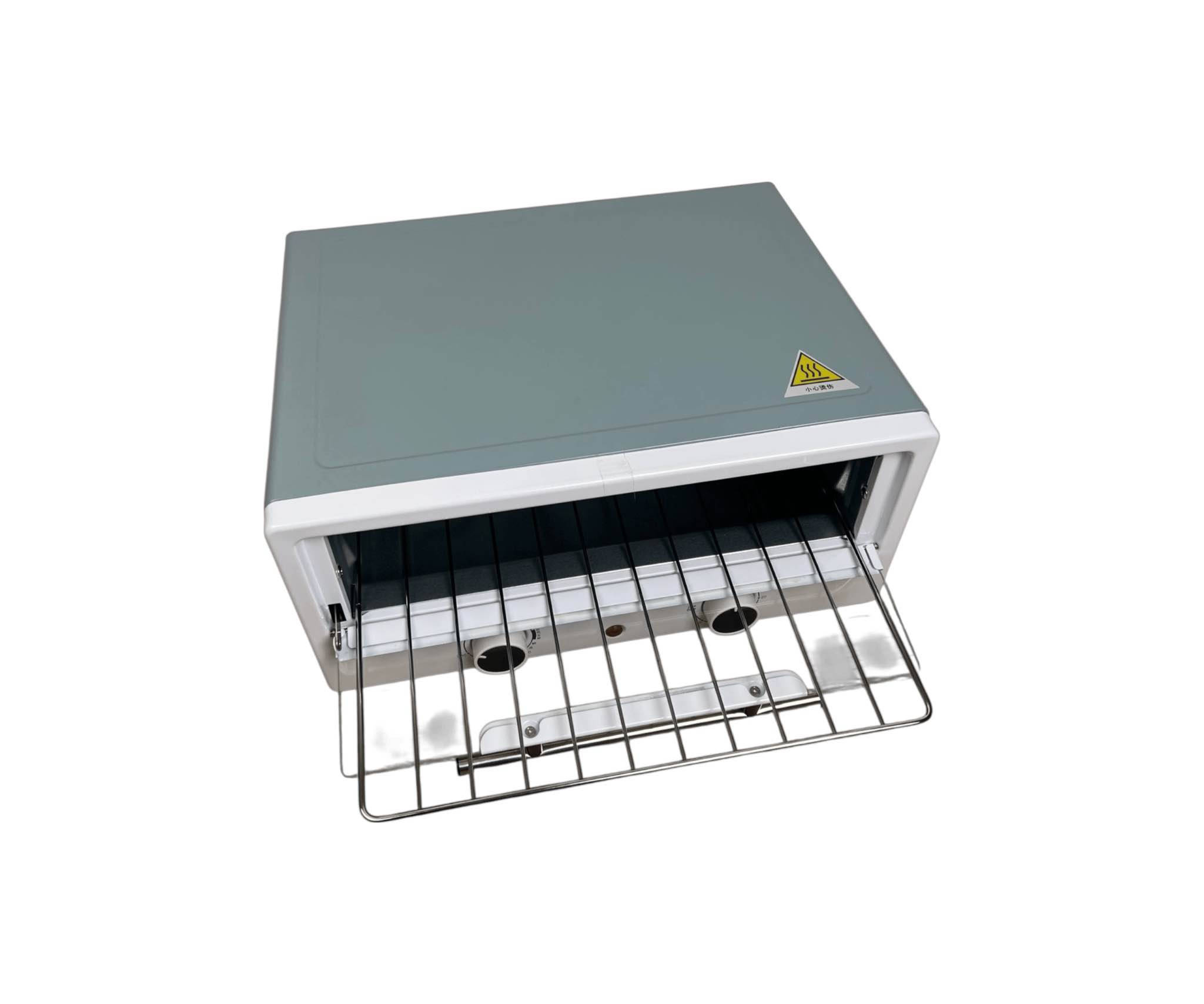 🍕 عيش أجواء البيتزا الإيطالية في بيتك! 🍕

مع فرن POSIDA APS-1201 الكهربائي، حضّر ألذ بيتزا ومعجنات بسهولة وسرعة 🔥

✨ قدرة 1350 واط لتسخين متساوٍ ونتائج ذهبية مثالية.

🍞 مؤقّت حتى 60 دقيقة + منظم حرارة قابل للتعديل حتى 230° مئوية.

🔍 باب زجاجي مقاوم للحرارة لمتابعة الطهي لحظة بلحظة.

🍕 صينية بيتزا 12 بوصة + شبك خَبز + أداة سحب عملية.

⚡ تصميم أنيق بلون أزرق عصري يناسب كل مطبخ.

💨 خفيف وسهل التنظيف… مثالي للمنازل والشقق الصغيرة!

استمتع بطعم البيتزا الطازجة والمقرمشة في دقائق ❤️ ناصرية, ذي قار


**إذا كنت صاحب هذا الإعلان وتريد حذفه لأي سبب، رجاءا أرسل رسالة إلى الدعم الفني**