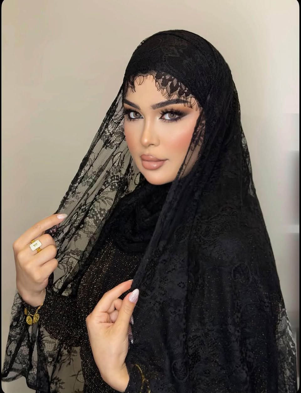 ارقى انواع الحجابات متوفره عدنا
سواد فاحم /خامات اصليه
توصيل بسمايه الف


**إذا كنت صاحب هذا الإعلان وتريد حذفه لأي سبب، رجاءا أرسل رسالة إلى الدعم الفني**