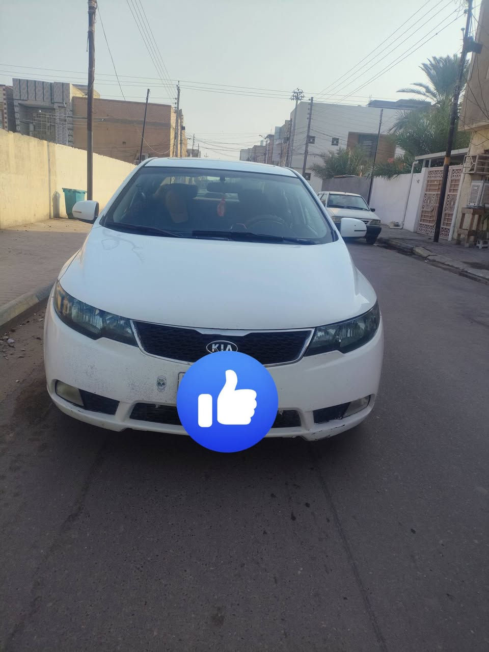 سيراتو موديل 11
مكفوله من ضربه او صبغ فقط بارد بصيط
محرك كير تبريد  حداديه كله جديد 
شاشه اصليه كامره دواره 
رقم نجف سنويه ماصاقطه مكانه نجف سعره 105 بيها مجال بصيط *********** وتساب
