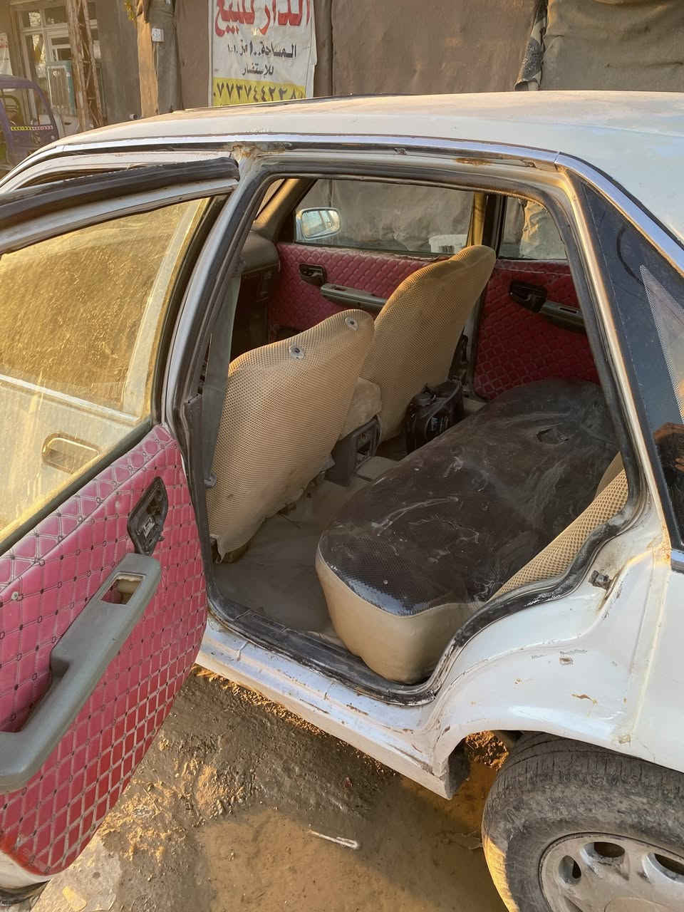 سلام عليكم دايو برنس موديل  93رقم واسط سيارة خير من اللة محرك بي خيط بخار والكير جديد بل جيس تخم تاير باتري جديد سيارة كاملة ونضيفة مكاني تاجي السعر ١٧ وبيها مجال ***********
