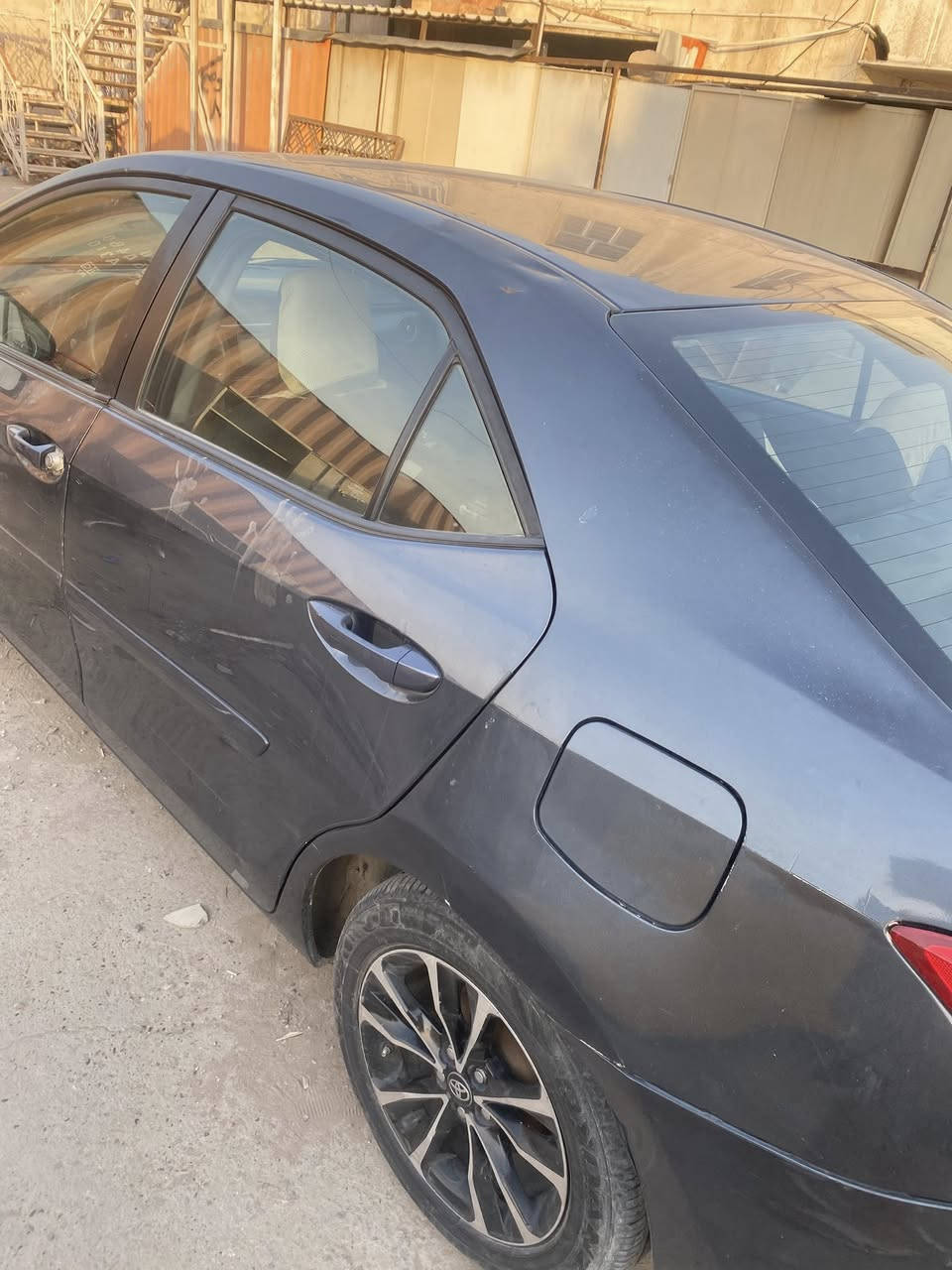 كورلا أمريكي مديل ١٩ محرك ١٨٠٠ ماشيه ١٢٤ حادثا جنطه وجاملغ الخلفي واصله للحوض تبريد ثلج  
 العنوان بغداد البلديات سعره ١١٨  رقمي ***********
