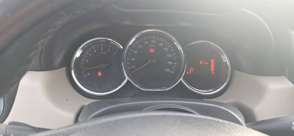 رينو داستر
اللون ابيض موديل ١٨ فول مواصفات 

تحكم ستيرن مري كهرباء كروز سرعه حساسات خلفيه شاشه و داش كام كامره خلفيه

وباقي المواصفات بالفيديو 

مكاني الحله

السعر  92


**إذا كنت صاحب هذا الإعلان وتريد حذفه لأي سبب، رجاءا أرسل رسالة إلى الدعم الفني**