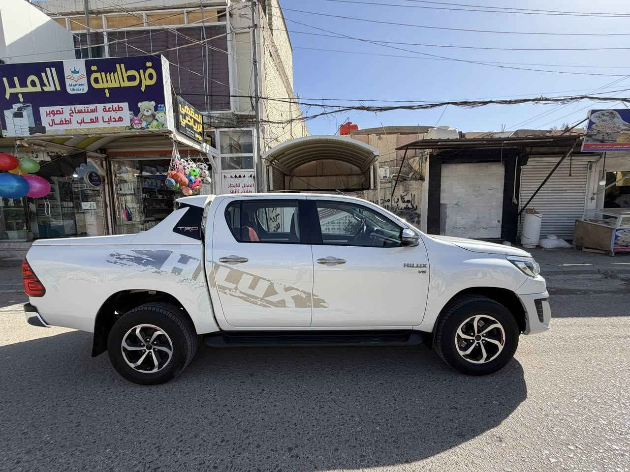 هايلوكس TRD 2020
6 سلندر 
سيارة مكفولة كفاله عامة عدا إصبع بارد 
رقم أربيل الجديد مداور او وكالة 

مواصفات السيارة 
بصمة 
كامرة 
أشاير بلمري 
مري شفط 
لايت زينون
فول مواصفات TRD

***********
مكاني النجف 
سعر السيارة 315
