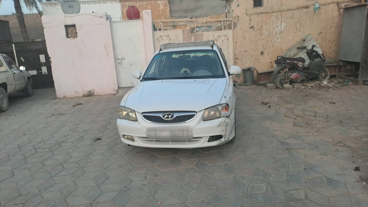 سياره (هونداي فيرنا 2012)  للبيع 
***********
رقم بغداد دولي 
السياره نضيفه 
و ما بيها شي 
اتواصل وياي على الواتس اب او مازنجر 
مكاني سامراء
