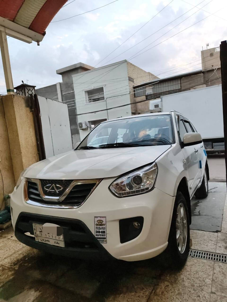 السلام عليكم
تيكو 2012 شكل الـ 13 رقم بغداد، ماشية 124 
السيارة جديدة 
تخم تاير جديد 
كير، محرك، تبريد، صدر خلفي وأمامي كله تمام 
السعر: 63 ورقة
للإستفسار: ***********
العنوان: بغداد
