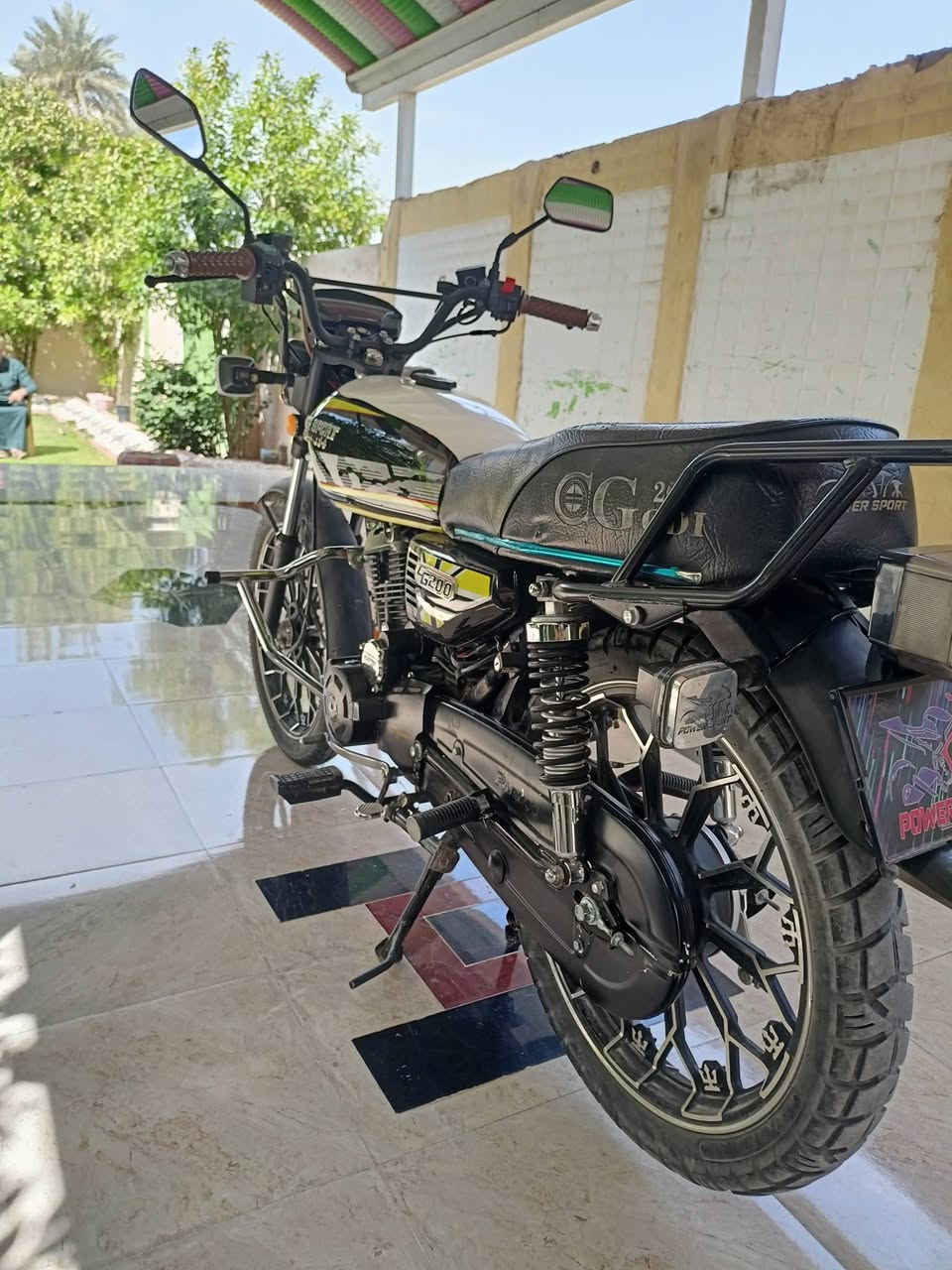 يالله موطور للبيع باور سبورت موديل 2025بي اوراق،منفيس،فقط  بعده  زيرو ماشي 4000 محرك 200  السعر 825وبي مجال بسيط    العنوان الرمادي رقم الهاتف***********
