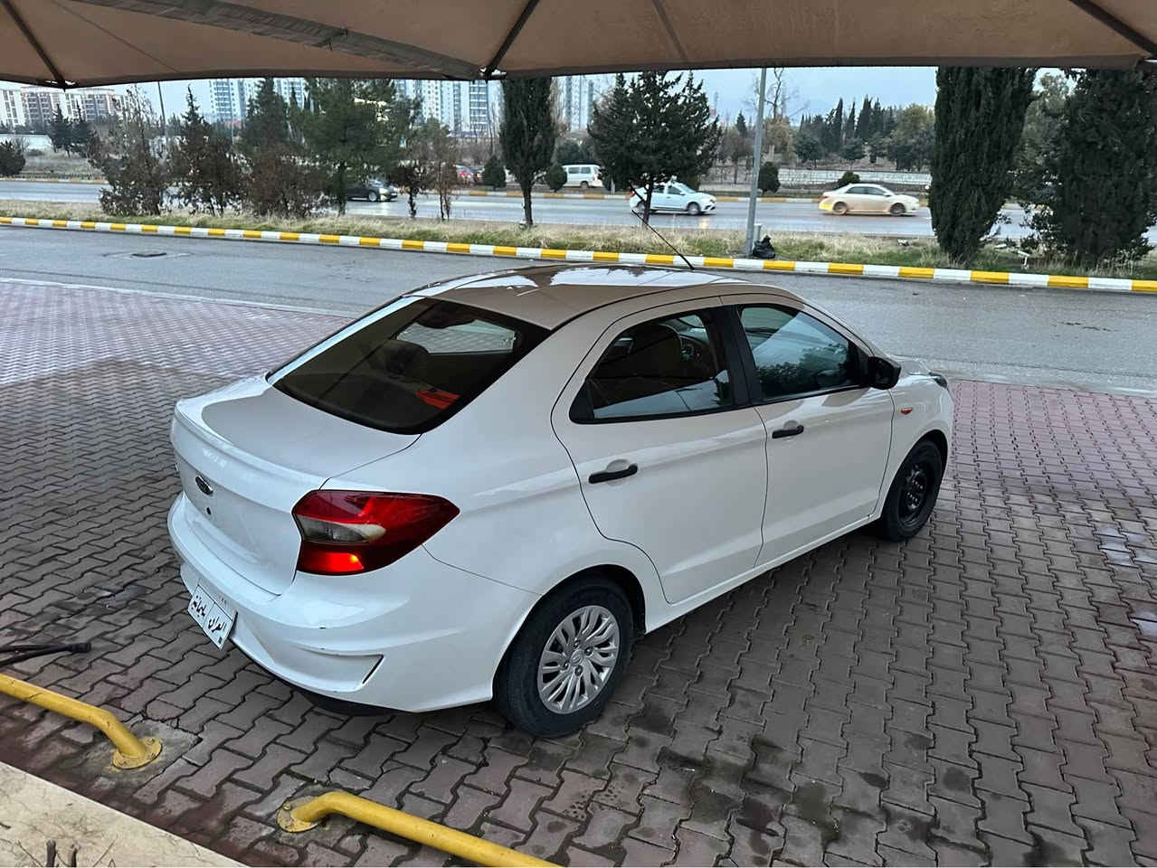 فۆرت فیکۆ2019 کلین تایتڵ 
گێر ئۆتۆماتیک و عادی
بێ بۆیاخ
جام کارەبا 
تایە تازە
سەنەوی تازەیە
هەموو گیانی سێرڤس کراوە 

📮ســعــری ٨٤ گەڵا

گێر و مەکیەنەی بەشەرت 
تەحویل و خەرامە بە شەرت

ژمارەی خاوەن ئۆتۆمۆبیل 
*********** السليمانية, العراق
