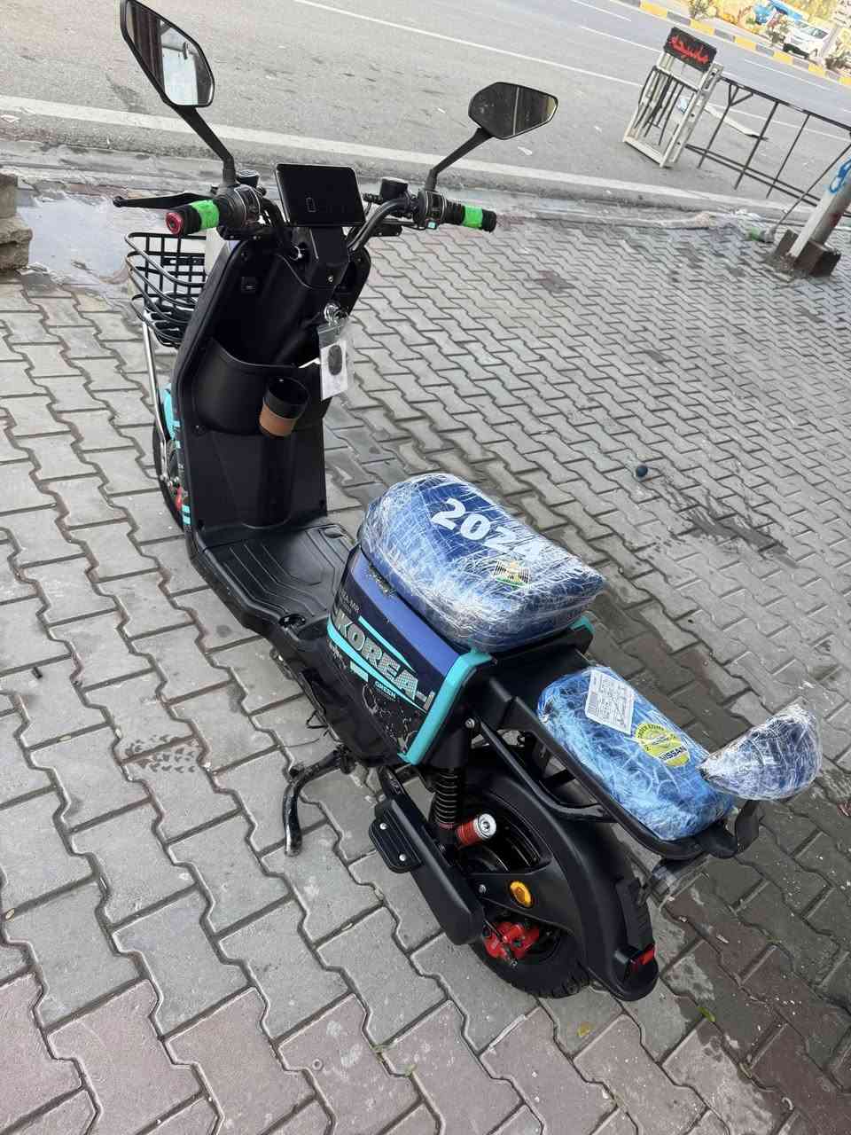 پاسکل شخن R7
هیج کیشەی نیە  هەموو شتی بە شەرت   

تایەی تازەیە 

زینون و لید   

نیزام R و P 

ناونیشان فیلق  

١٢٠٠ روهیوە  
سعری ٤٣٠ مجال
***********

***********
