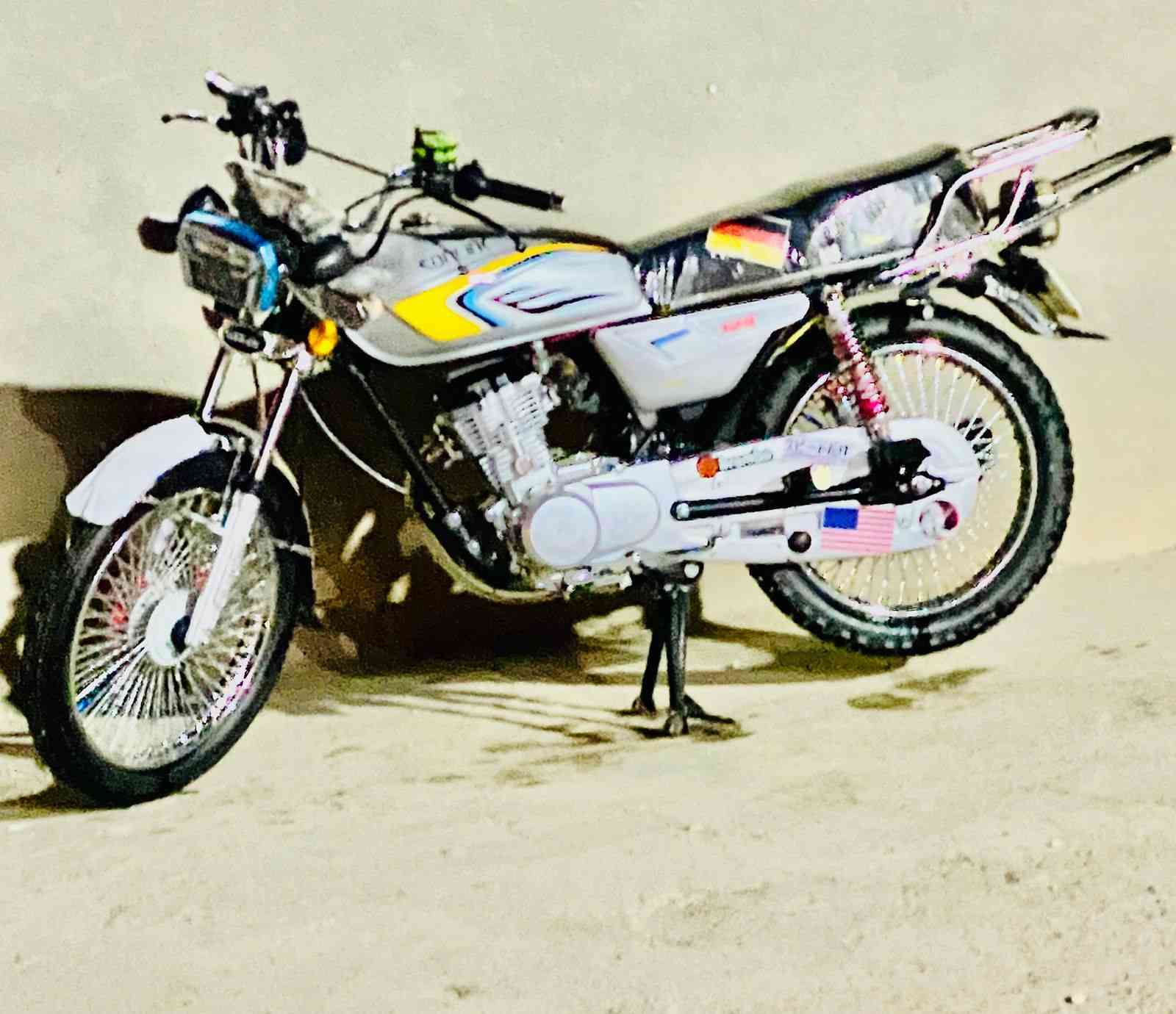 يا الله السلام عليكم
دراجه تايكر (سونلِك) 
موديل 2025 🌟 شهر التاسع9 
اللون رصاصي 🩶
الدراجه كفالة عامة من كلشي مكفولة .
المكينة أيضاً كفالة شرط الفحص اجيب فيتر وتدلل .
السعر 725 وبيها مجال .
المكان : منصورية الشط قرب سيطرة الغالبية .

باقي التفاصيل : *********** .
