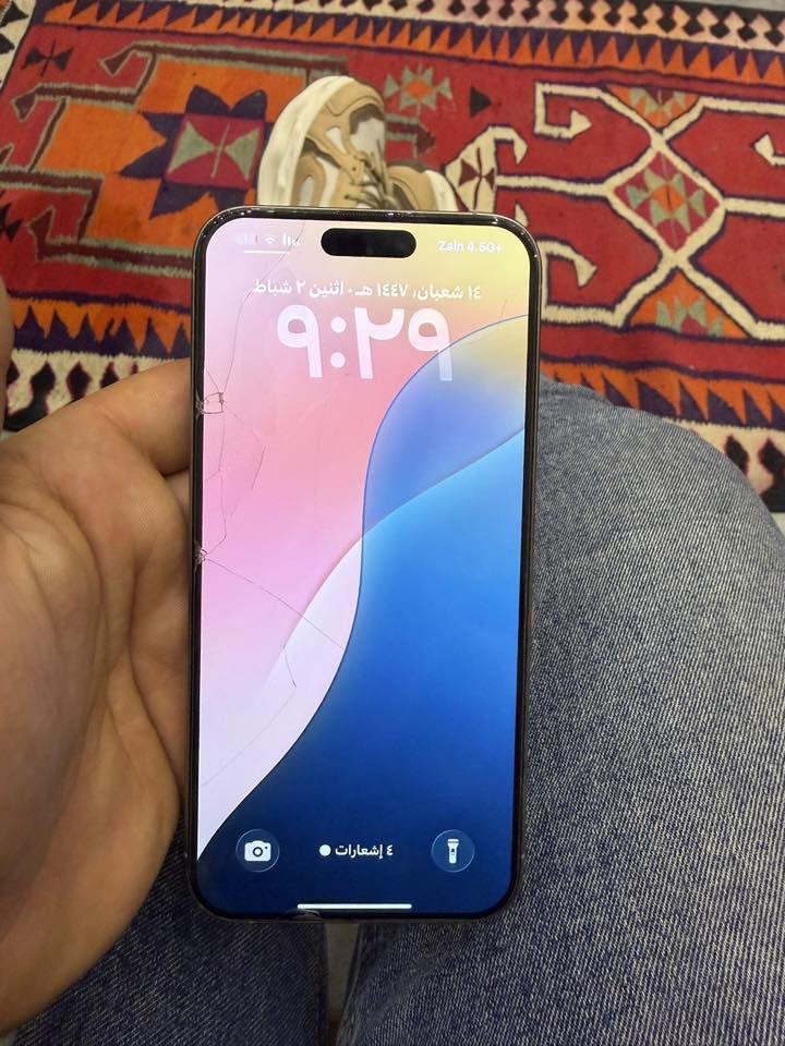 السلام وعليكم ايفون 15 بروماكس نضافه كلش نضيف
بطاريه 86 
256ذاكره
ضمان ABM
السعر مليون ٥٠ الف 
تواصل ***********
