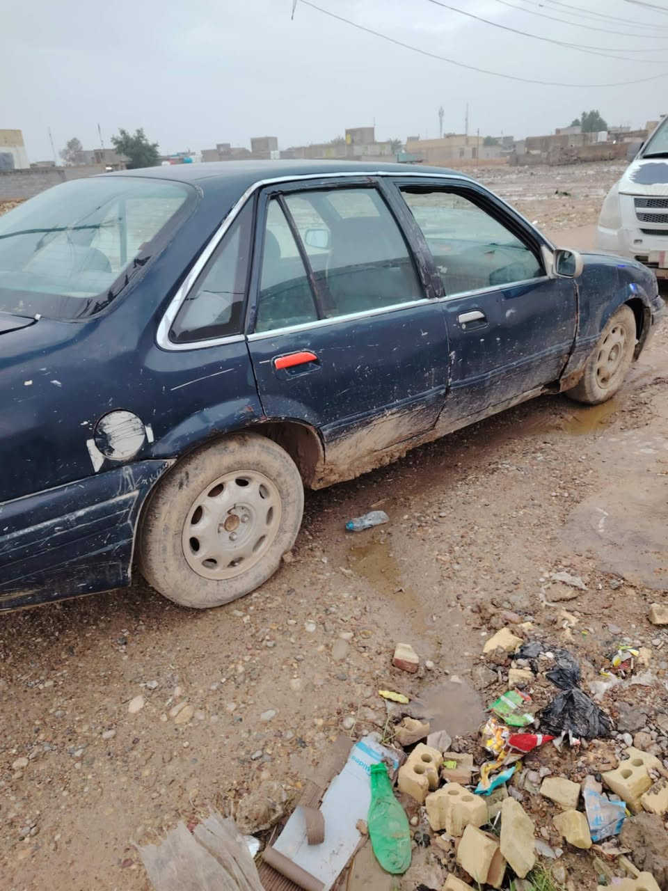 السلام عليكم سياره برنس البيع موديل 94 رقم نجف تحويل ثاني يوم سنويه 2027 السياره جاهسه من كلشي مكينه وكير خير من الله مكان السياره بغداد النهروان السعر 14 وبيه مجال رقم الهاتف ***********
