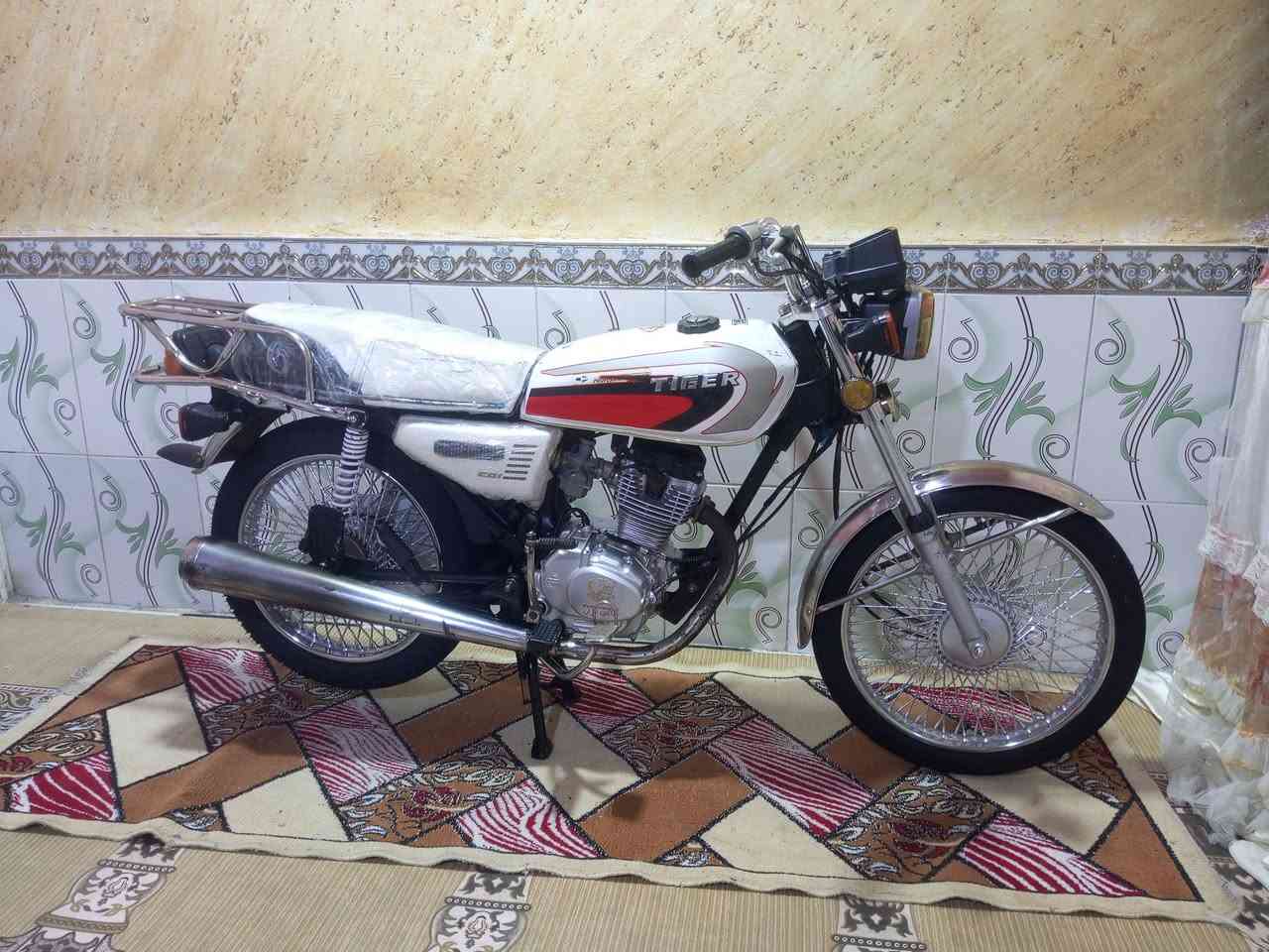 السلام عليكم دراجه تايكر موديل 2023 اوراق سحب سعر 650 عنوان بصره ***********/
