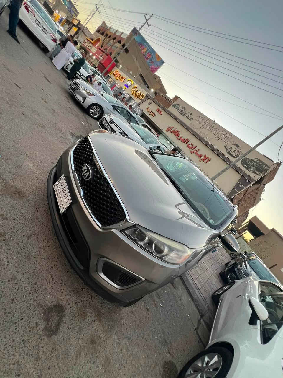 السلام عليكم
سورنتو ١٦ وارد كلين كفاله عامه 
من الصبغ والبارد 
محرك ٢٤٠٠ gdi
تخم تاير جديد 
السعر ١٧٠
مكان فلوجه 
ترهم مراوس بااقل رقم بغداد باسمي 
***********
