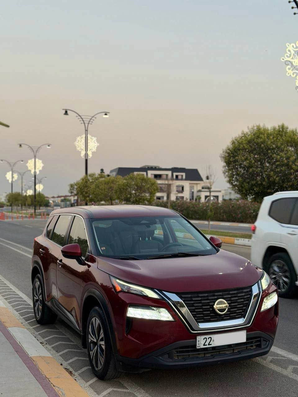 Nissan rouge 2022 SV AWD                    بو فروشتن  ٣ پستن مواسةفات دةبل ئةكسل شاشة گةورة سوكان شةفت بةسمة شةغال ٤ يةدة بةسمة كوشين كارةباي گير ماوس ئوتو هولد بريك بةسمة لايت ليد بةگلايت ليد خةتي جادة تعديل سرعة راداري پيش و پشت سةيارة بةس بونيتي بوياغة بي ناوگرتن پيش و پشت كةپس ارباگ بةس سوكان  سيستةمة   ٤٠هةزار مايل روية گير و مةكينةو تةبريد و  و تةقةو رةقةو بةناوكردن غةرامة هةمووي بةشةرت بةناوي خومة سعري ١٤٢  مةجال شوين هةولير ژ.م *********** أربيل, العراق
