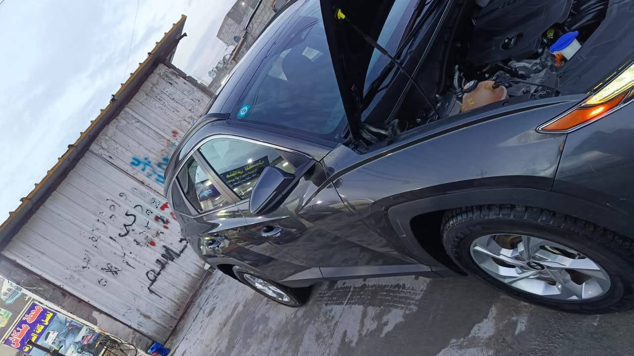 توسان للبيع موديل ٢٣ مكلف بل نشر
***********
