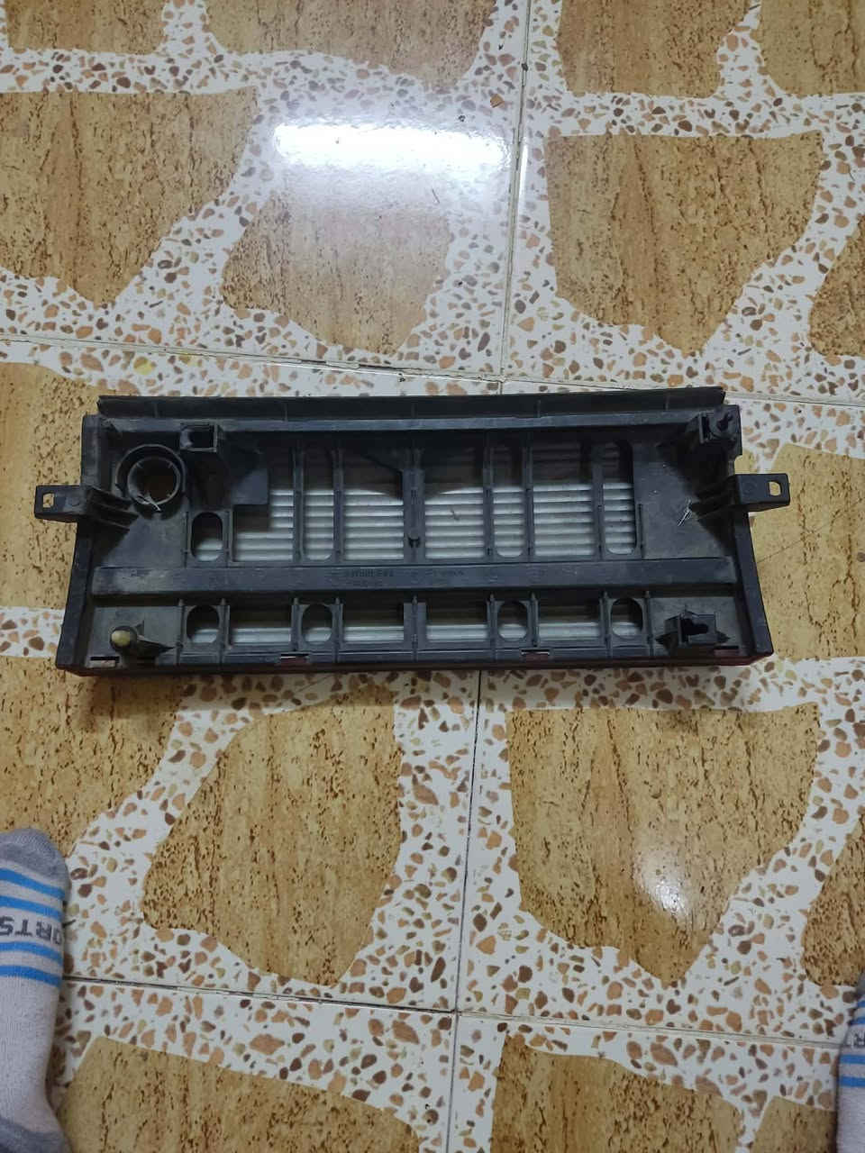 السلام عليكم قاعده مال كرسته وسطانيه مال موديل 94 95 السعر اتصال ***********
