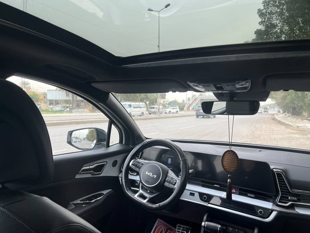 السلام عليكم   سبورتج موديل ٢٤ خليجي مكفولة ماشية ١٨ الف فئة جيتي لاين شاشة متصلة سعره ٢٦٥ ورقة***********
