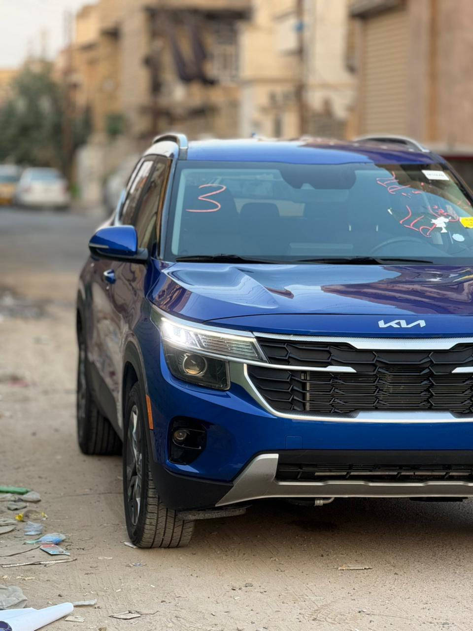 سلام عليكم
كيا سيلتوز 
موديل 2023
وارد امريكي 
السيارة بدون أرباك وبدون قطعة تبديل 
محرك 2000
ماشية20الف 
السيارة فول عدا الفتحة 
قطعتين تبريد 
حادثه موضح بلصور بس خشم البنيد بيه صبغ 
السعر157$
***********
