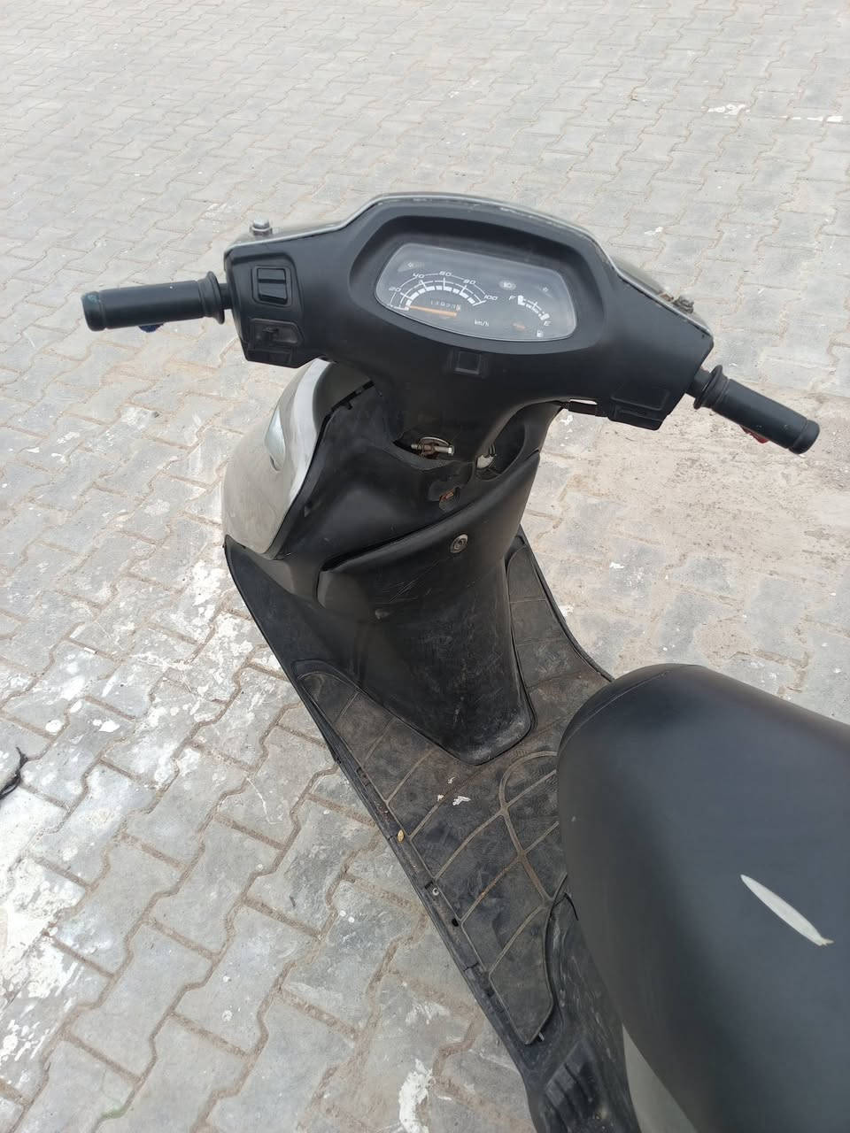 سبيسي ياباني نضيفه مكينه مفتوحة ناعمه وحلوه نكره سلف وهندر شغال كهربائيات كلهه شغاله  قبق هندر بلادي صالنصه بلاديه دشبول بلادي كابريتر بلاديه قفل جنطه شغال كفرات جدد ابو ختم ب500 مكاني الخاجية ***********
