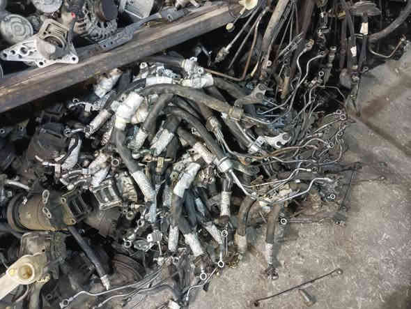 مجمع رينو يوجد جميع ادوات الرينو
رينو سافران وفلاونز وكليوس 
صونده بوره لسته سلندر ولربعه سلندر 
العنوان حله نهايته حي الصناعي قرب البوابه 
***********
