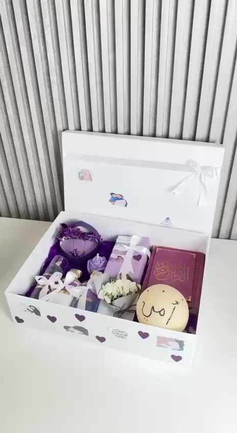 "لأنها الدنيا.. دللها بما تستحق."
​"أمي.. أول حب، وأجمل حكاية."
​"هدايا تليق بـ 'ست الكل'."
​"للقلب الذي أعطى دون مقابل.. شكراً يا أمي."


**إذا كنت صاحب هذا الإعلان وتريد حذفه لأي سبب، رجاءا أرسل رسالة إلى الدعم الفني**