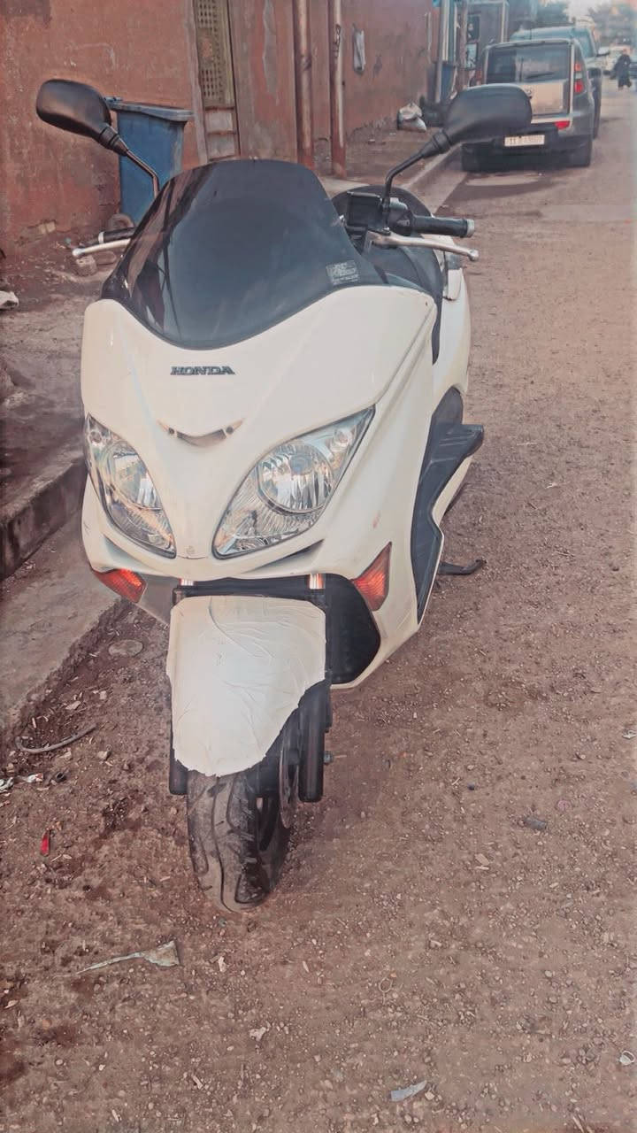 دراجه بصمه البيع 

حي وار جامع فردوس 

*********** 
موجود بس وتساب
